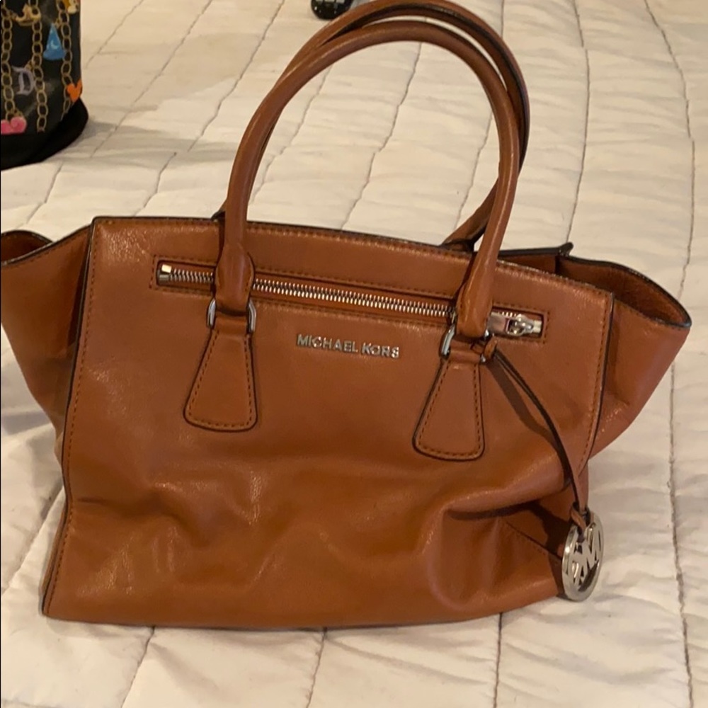 Michael Kota purse